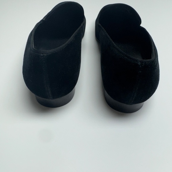 ✨ Lauren Ralph Lauren Black Velvet Loafers – Size 8B ✨ - Picture 5 of 6